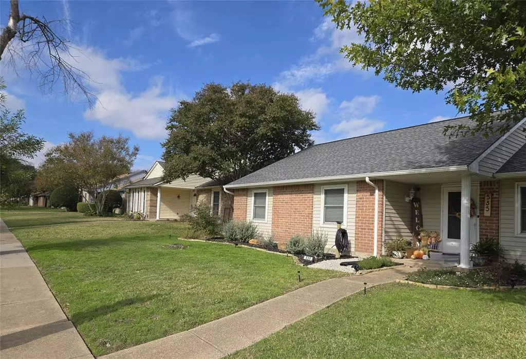 Allen, TX 75002,535 English Oak Drive