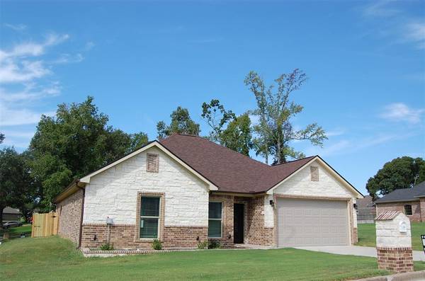 23001 Red Azalea Lane, Lindale, TX 75771