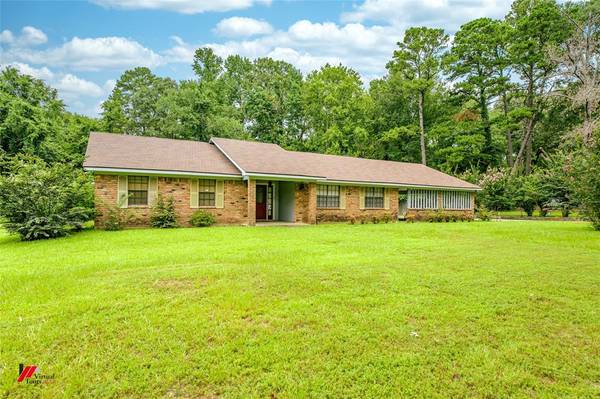 Greenwood, LA 71033,7450 Flatwood Drive