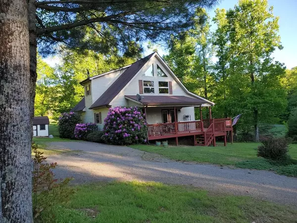 450 Rhododendron Lane, Fancy Gap, VA 24328