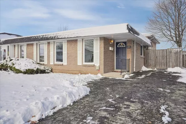 77 Cranbrook DR, Hamilton, ON L9C 4S5