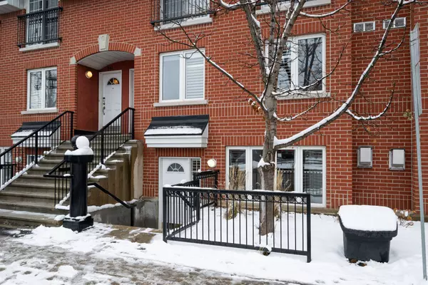 Lower Town - Sandy Hill, ON K1N 8W6,245 Cumberland ST