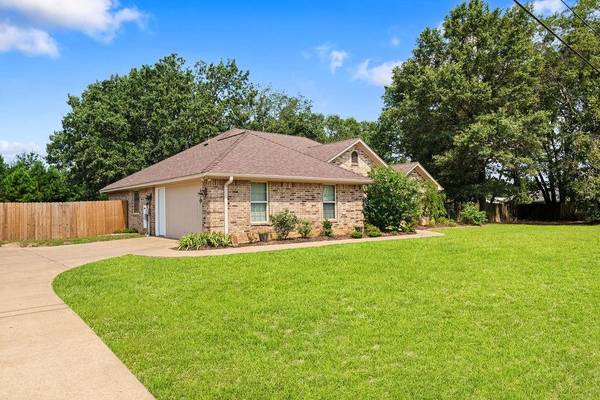 Lindale, TX 75771,17211 CORY RAY LN