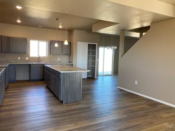 Pueblo, CO 81008,6109 Harper Ln