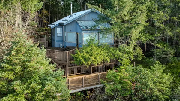 Gabriola Island, BC V0R 1X2,851 Canso Rd