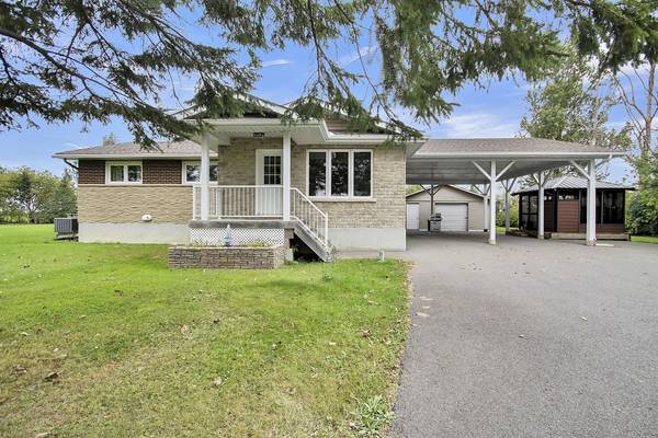 8441 Mitch Owens RD, Greely - Metcalfe - Osgoode - Vernon And Area, ON K0A 1V0