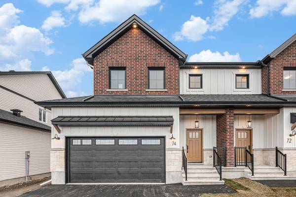 74 VILLENEUVE ST, North Stormont, ON K0C 1W0