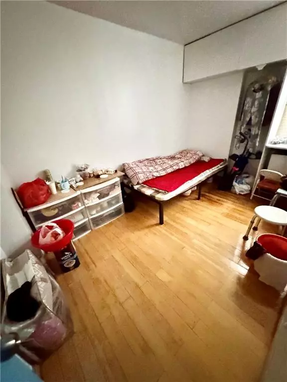 New York, NY 10002,60 Henry ST #2C1