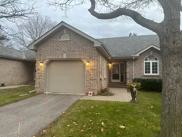 Peterborough, ON K9H 7R1,300 Franmor DR #8