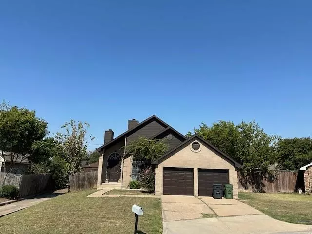 1103 Cherrytree Drive, Arlington, TX 76001