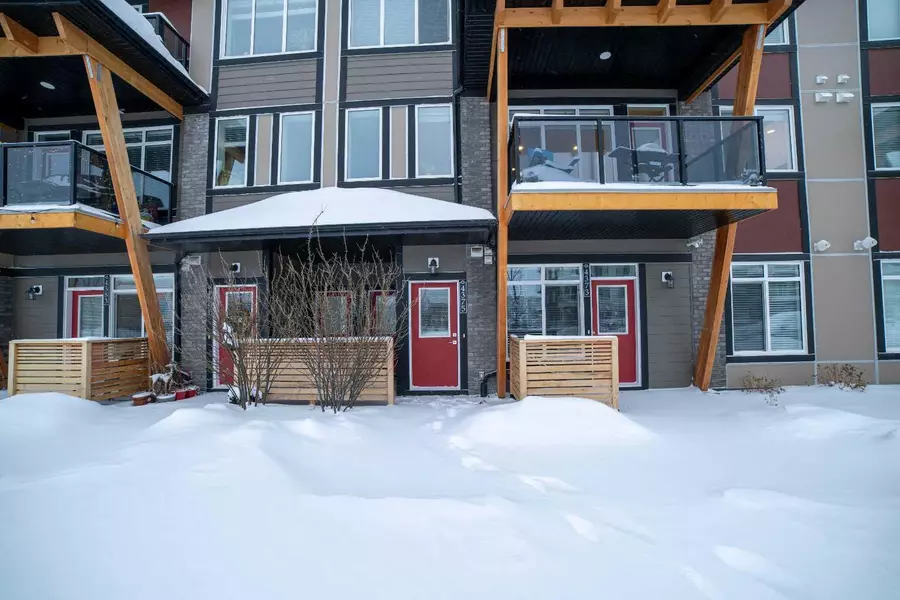 4375 Seton DR Southeast, Calgary, AB T3M 3A7