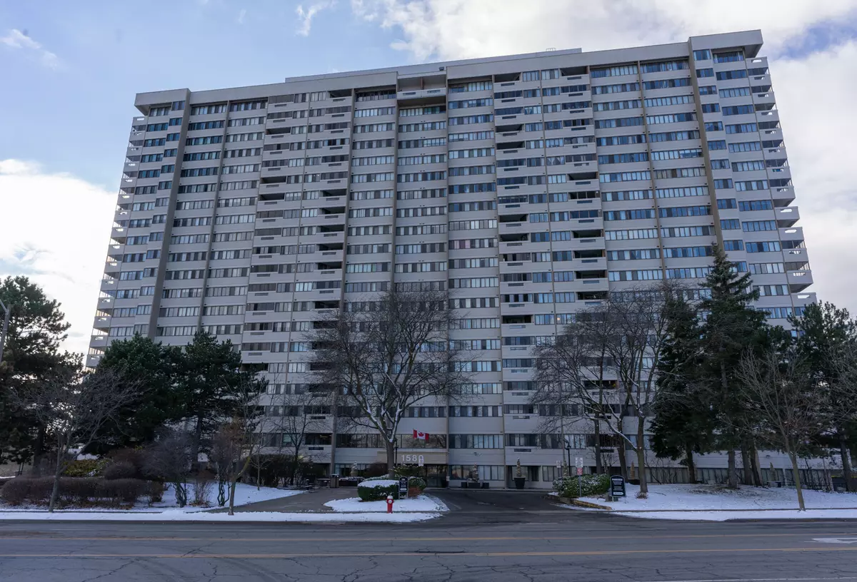 Mississauga, ON L5A 3T8,1580 Mississauga Valley BLVD #103