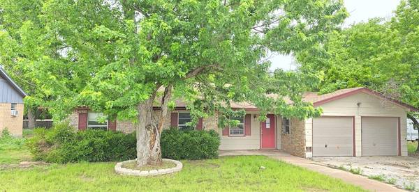 1317 N Mary Street, Comanche, TX 76442