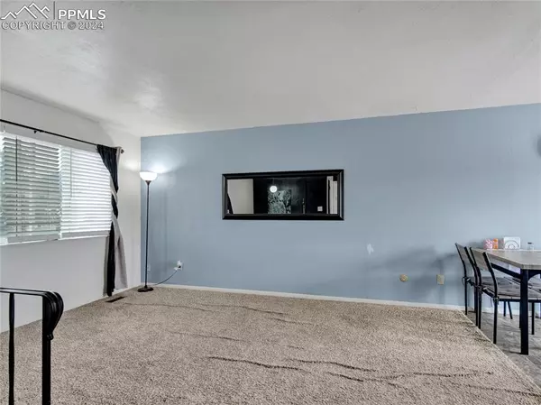 Colorado Springs, CO 80906,2038 S Chamberlin