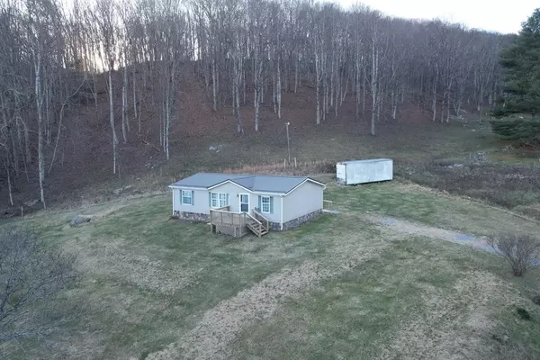 337 Cardwell Town, Saltville, VA 24370