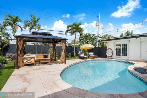 2001 NE 62ND ST, Fort Lauderdale, FL 33308