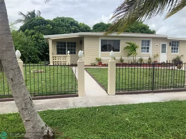 611 SW 28th Ter,  Fort Lauderdale,  FL 33312