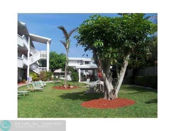 Lauderdale By The Sea, FL 33308,234 Hibiscus Ave  #368