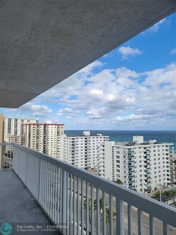 Hollywood, FL 33019,1500 S Ocean Dr  #15G