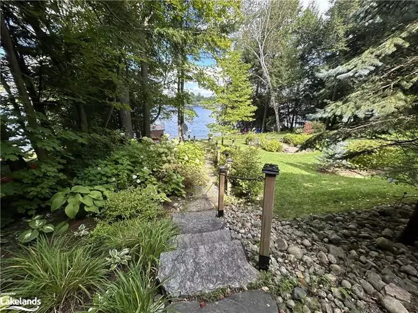 Gravenhurst, ON P1P 1R2,1163 PARKERS POINT ROAD N/A