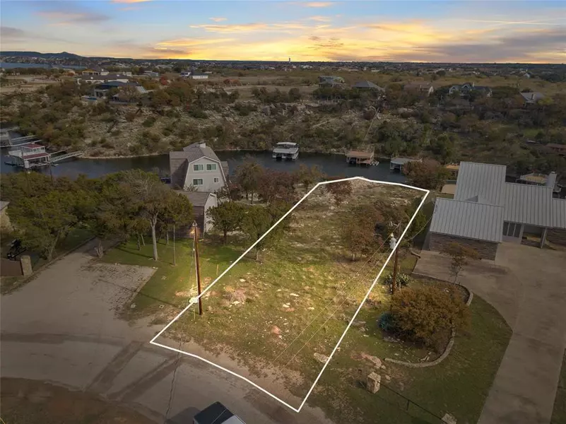 1040 Bluff Creek Point, Possum Kingdom Lake, TX 76475