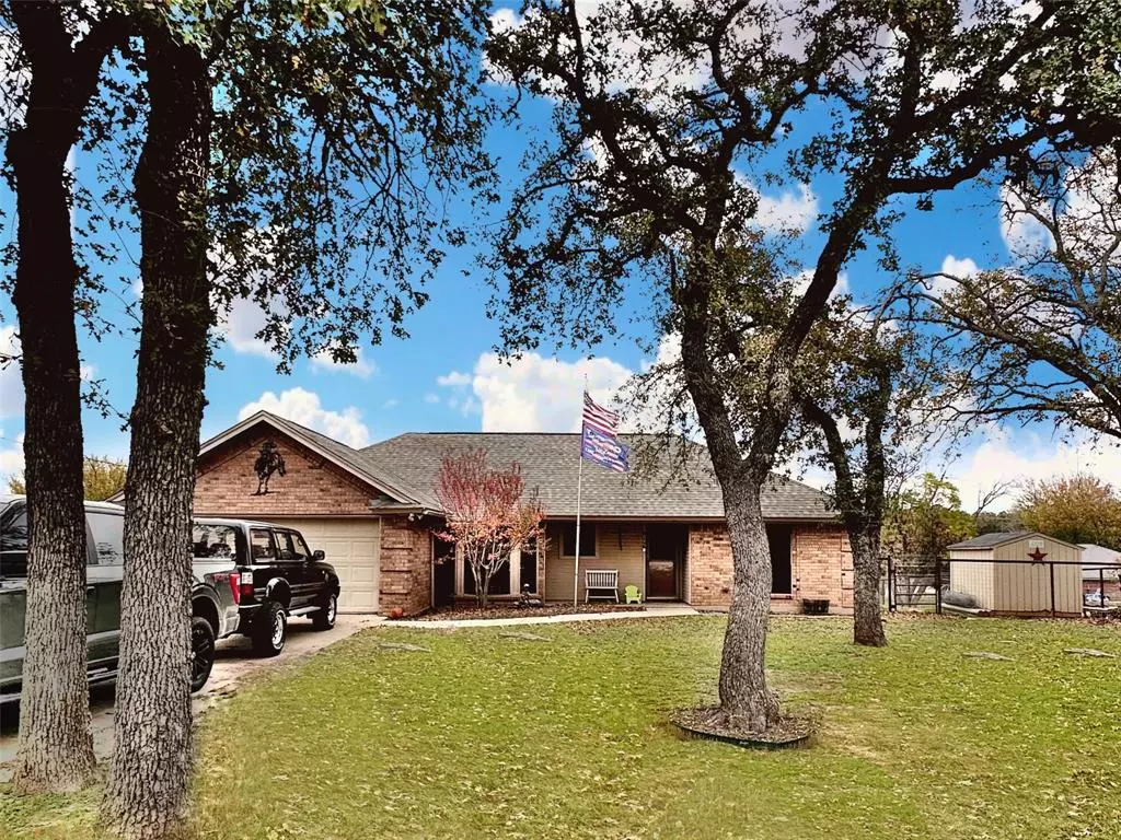 Springtown, TX 76082,817 Cherry Lane