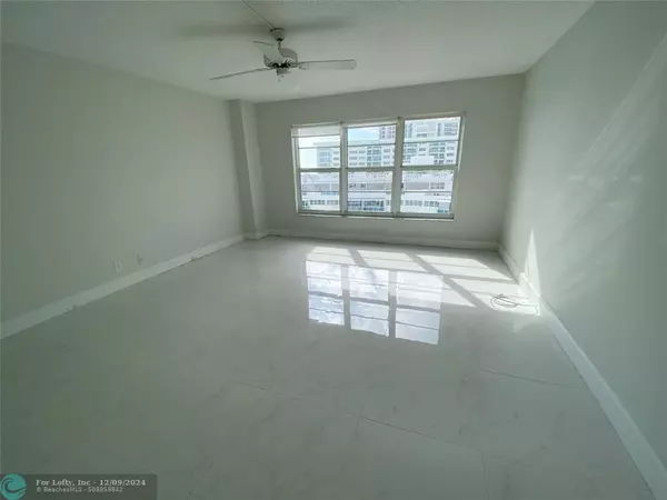 Fort Lauderdale, FL 33308,3500 Galt Ocean Dr  #1904