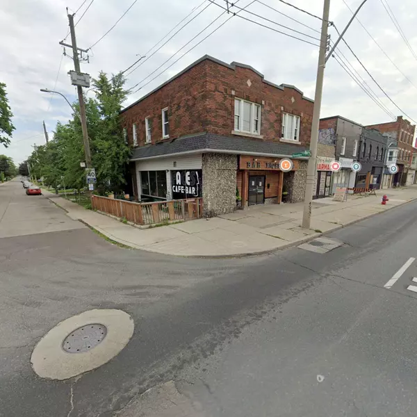 1123 Main ST E, Hamilton, ON L8M 1P2