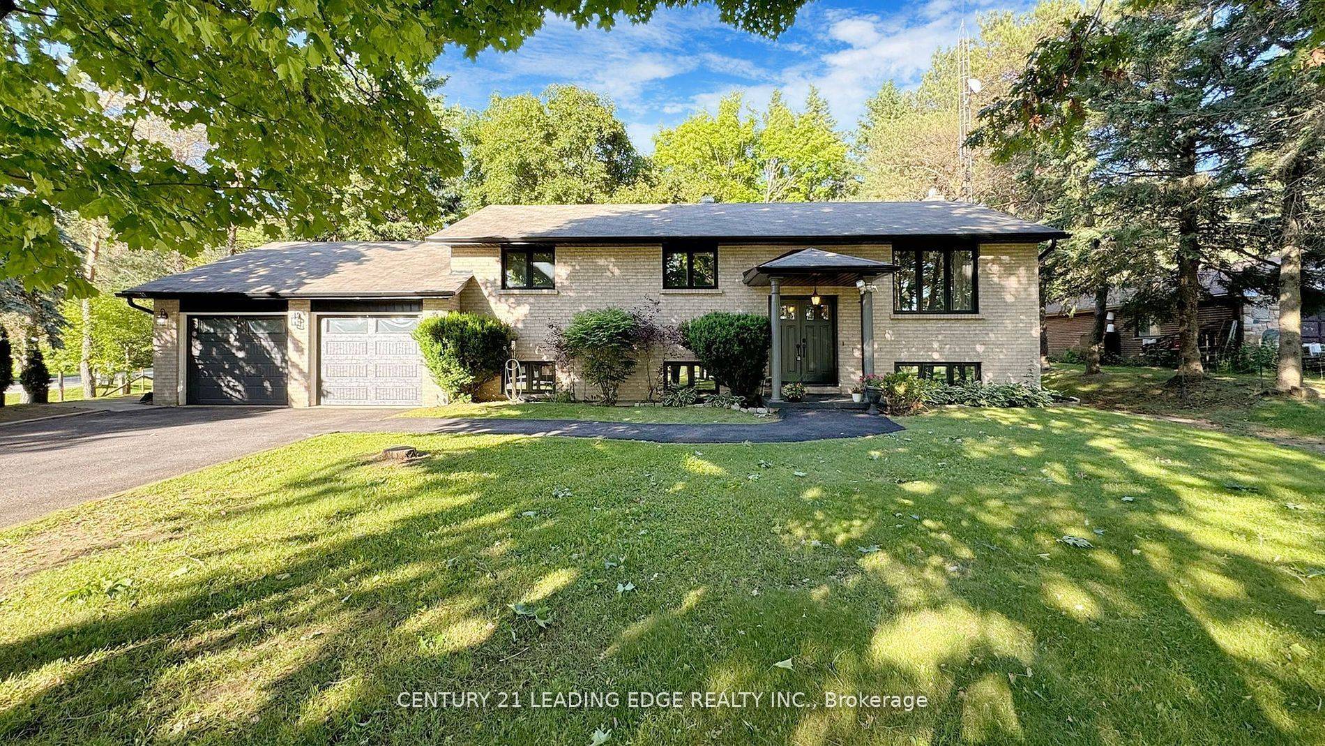 301 Wagg RD, Uxbridge, ON L0C 1A0