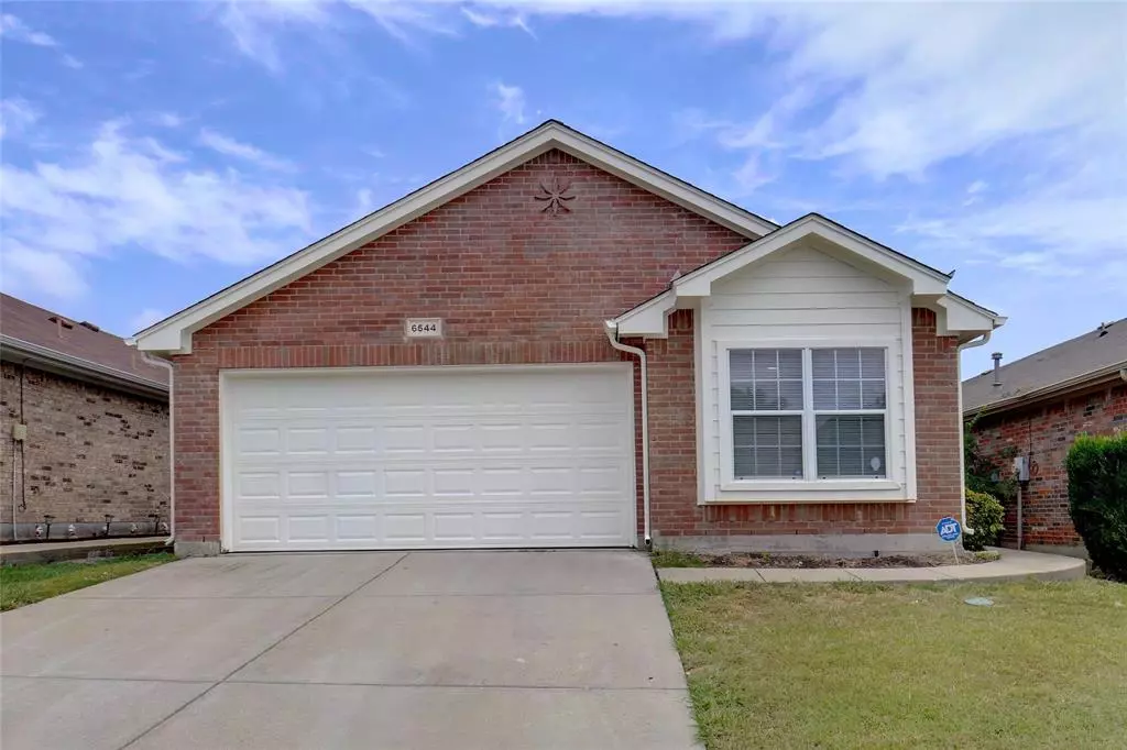 Fort Worth, TX 76131,6544 Geneva Lane