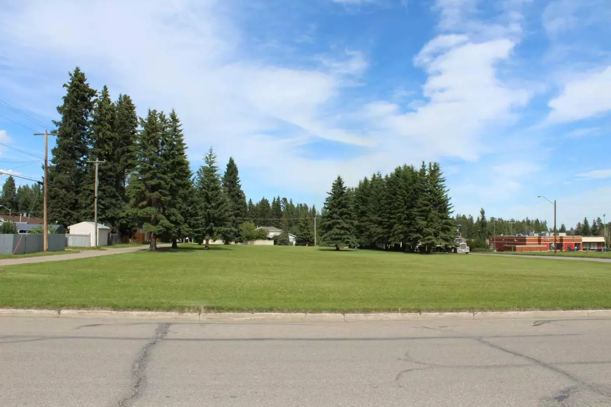 Edson, AB T7E 1B6,4222 4 Avenue