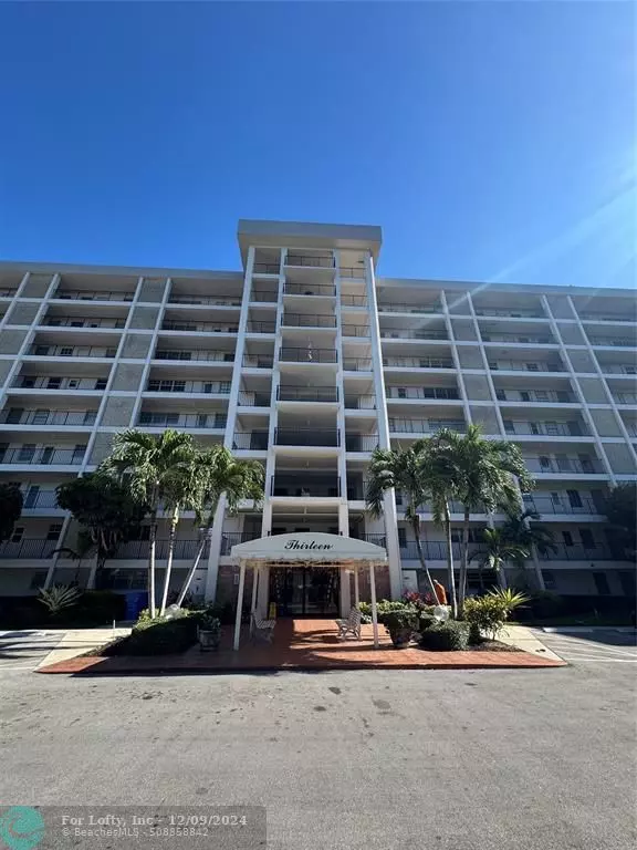 Pompano Beach, FL 33069,3300 N Palm Aire Dr  #307