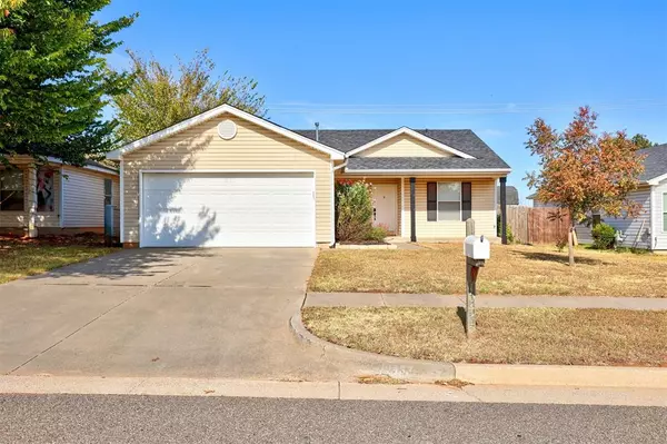 10433 Aberdeen Drive, Yukon, OK 73099