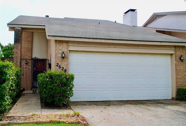 2628 Via Los Altos, Carrollton, TX 75006