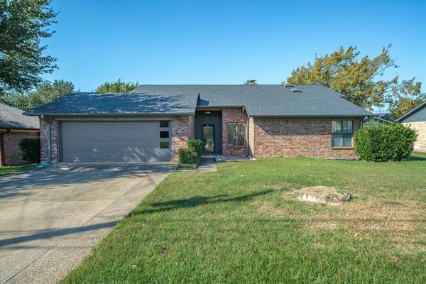 903 Cherry Creek Road, Canton, TX 75103