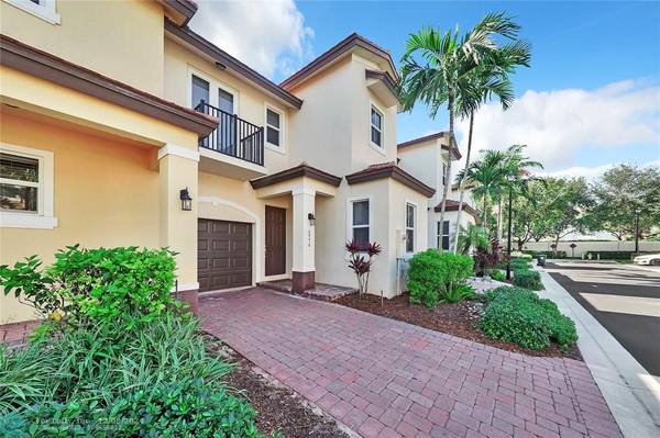 Coconut Creek, FL 33073,6974 Long Pine Cir  #6974