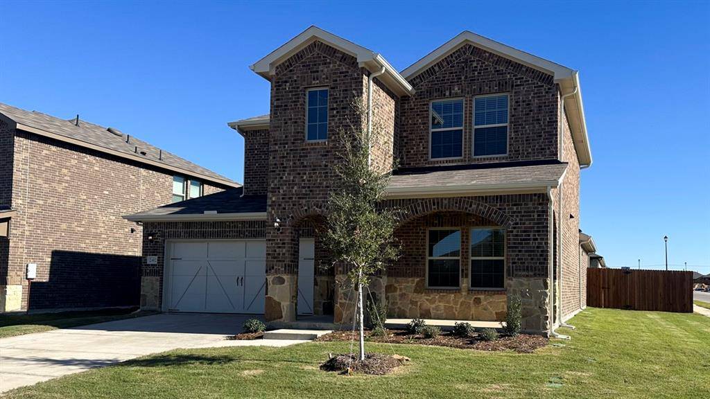 2402 Quiet Oak Lane, Crandall, TX 75114