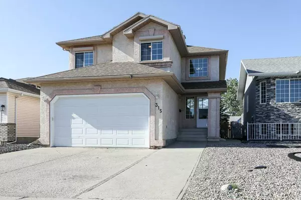 315 Heritage CRES West, Lethbridge, AB T1K 6V9