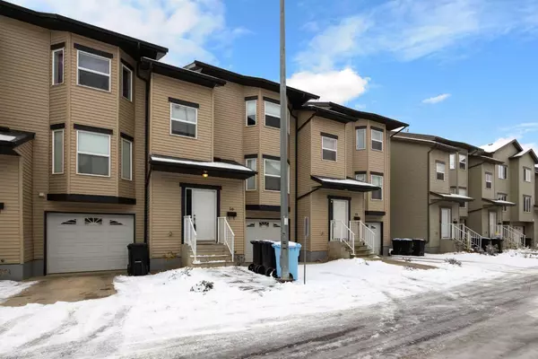 120 Warren WAY #16, Fort Mcmurray, AB T9H5J4