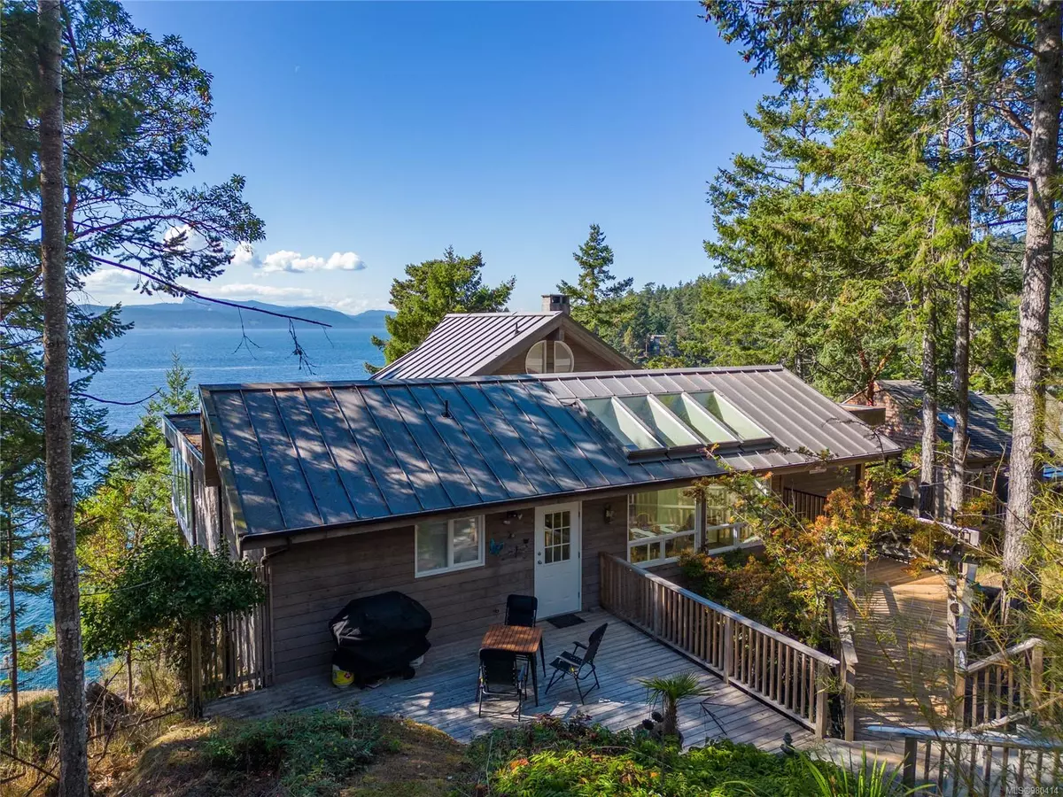 Pender Island, BC V0N 2M2,37167 Schooner Way