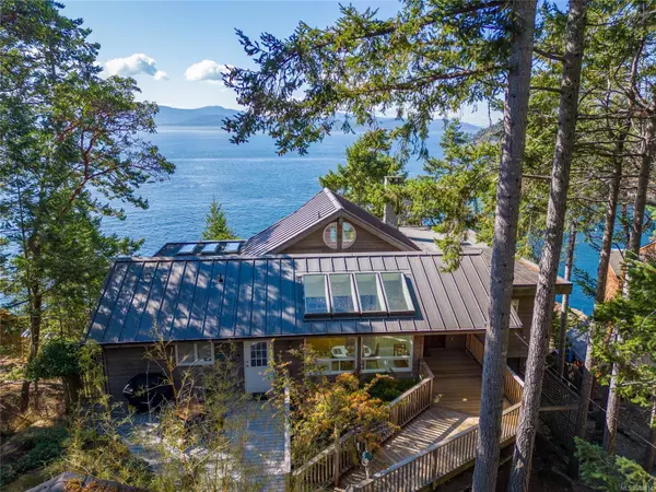 Pender Island, BC V0N 2M2,37167 Schooner Way