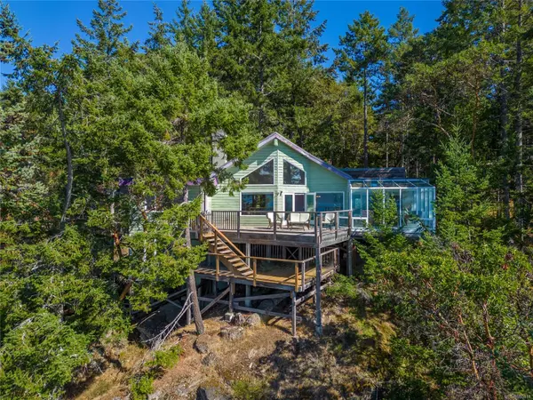 Pender Island, BC V0N 2M2,37167 Schooner Way