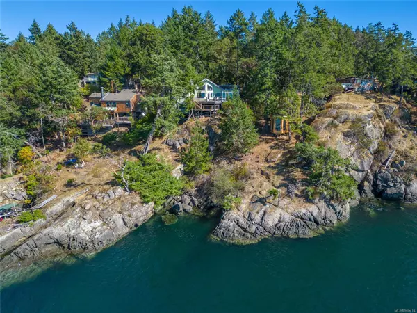 Pender Island, BC V0N 2M2,37167 Schooner Way