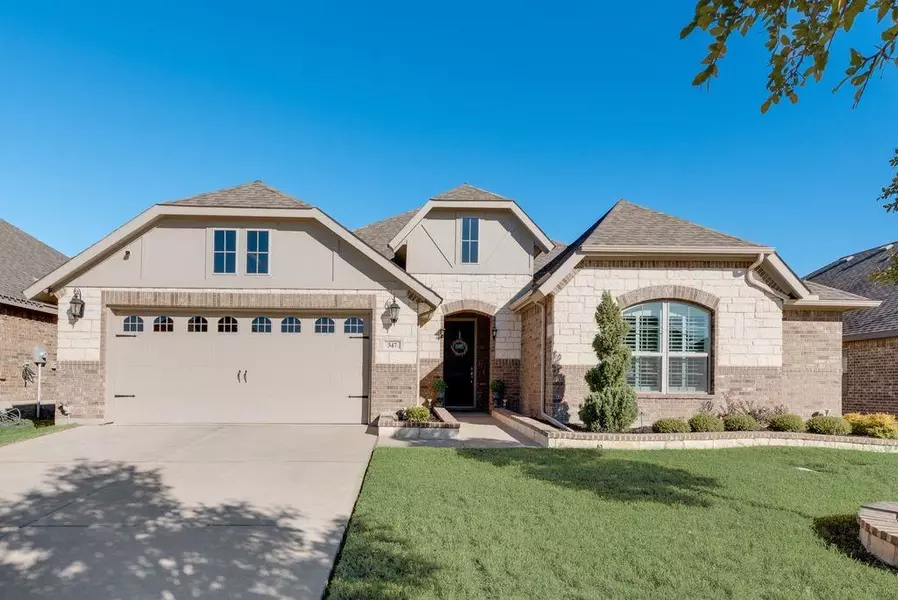 347 Abbott, Waxahachie, TX 75165