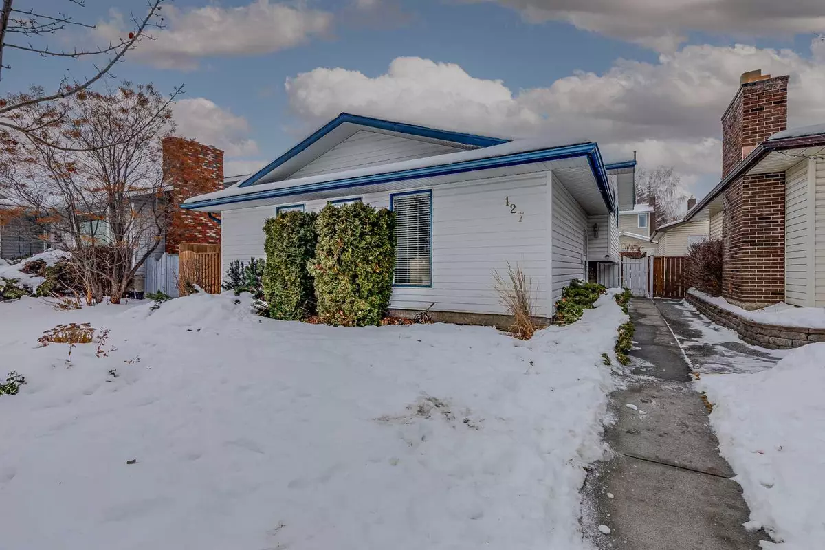 Calgary, AB T2W 3B9,127 Bracewood RD Southwest