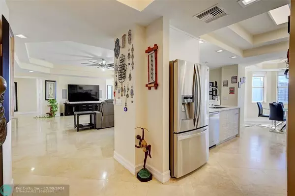 Pompano Beach, FL 33062,1395 S Ocean Blvd  #803