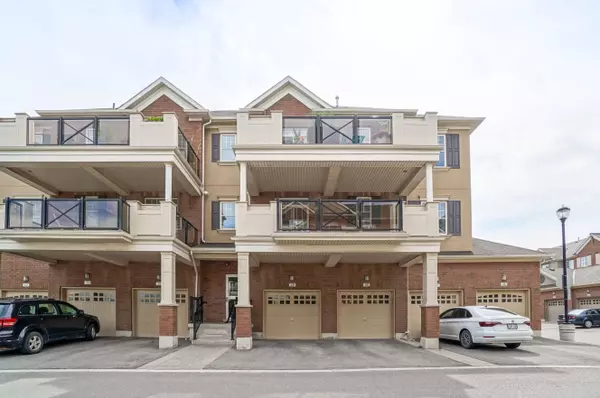 263 Georgian DR #211, Oakville, ON L6H 0L2