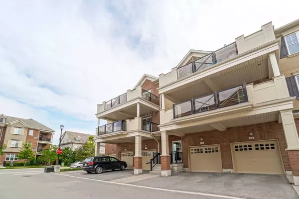 Oakville, ON L6H 0L2,263 Georgian DR #211