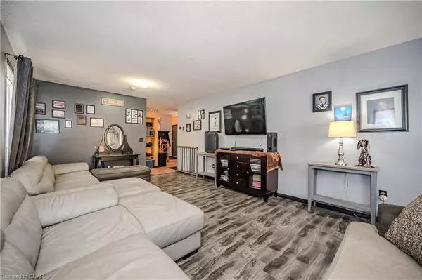 Guelph, ON N1E 7A4,400 STARWOOD DR