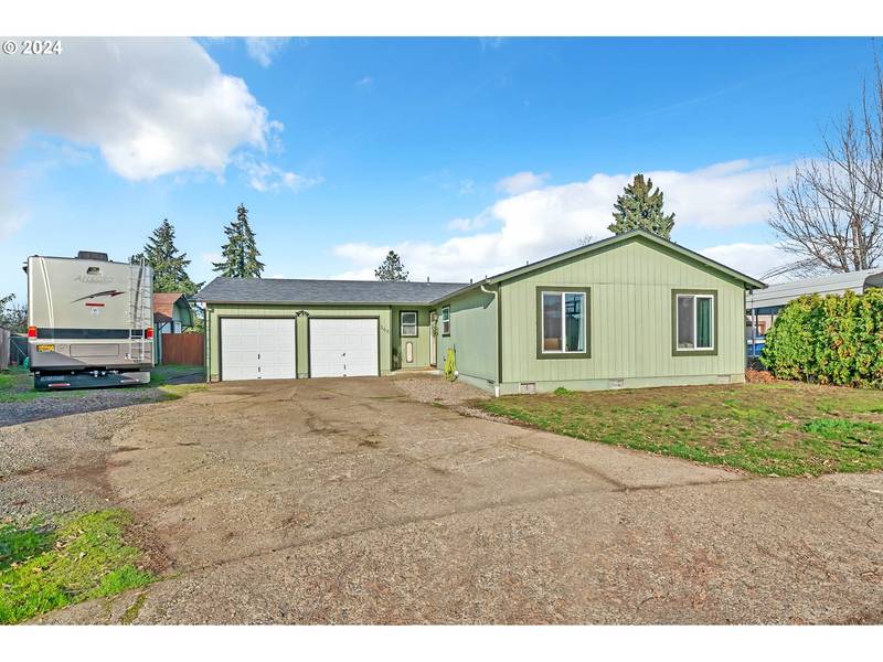 366 N BERTELSEN RD, Eugene, OR 97402